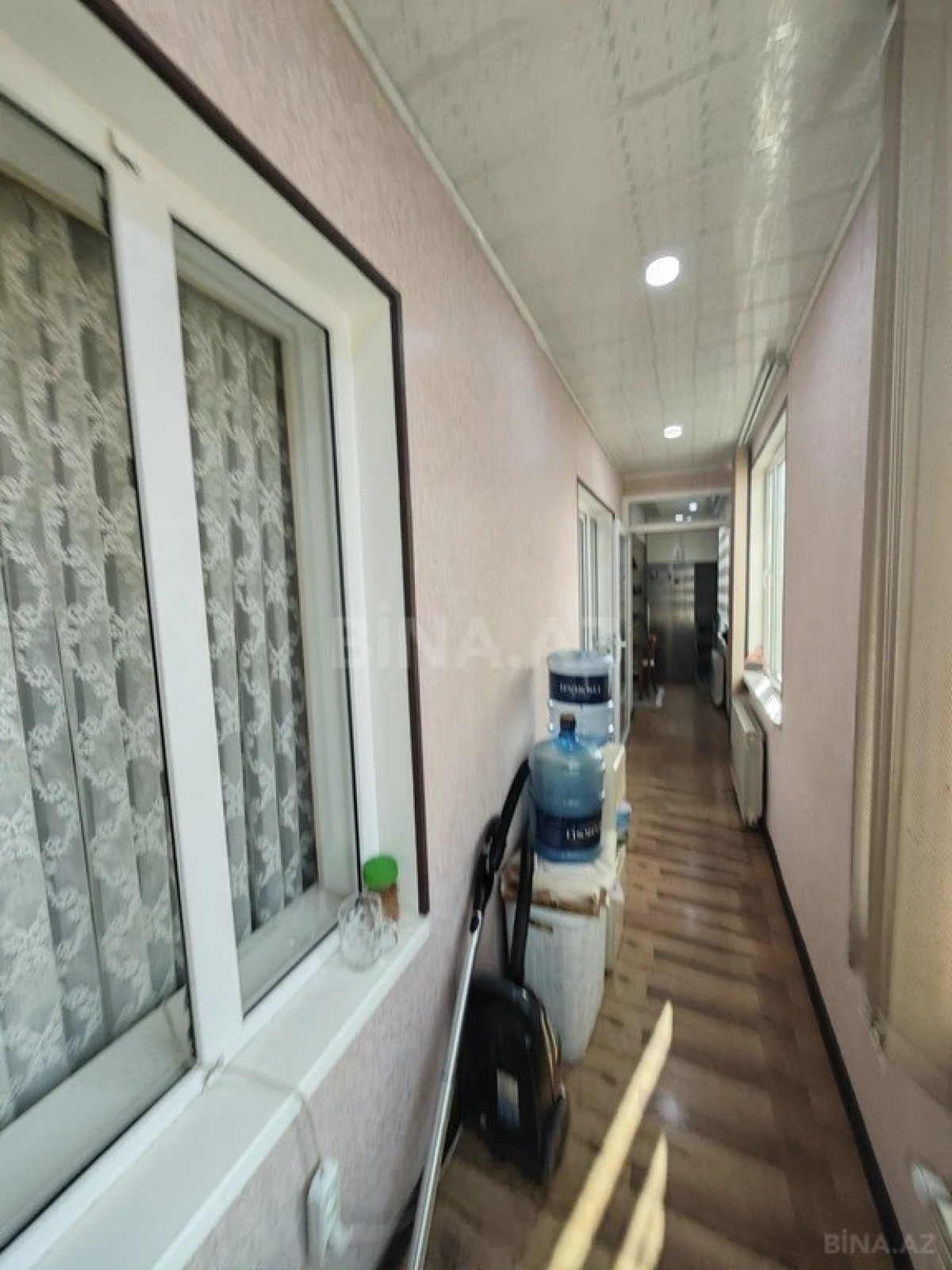 Satılır 5 otaqlı mənzil 120 m²