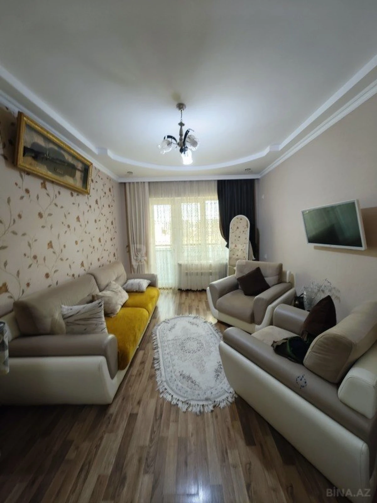 Satılır 5 otaqlı mənzil 120 m²