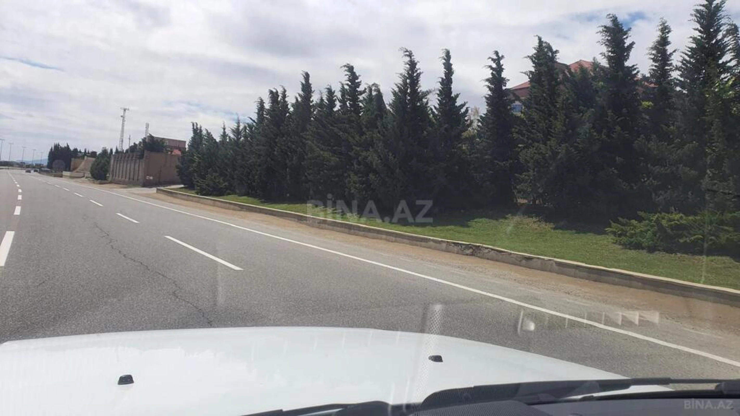 Satılır torpaq sahəsi 600 m²