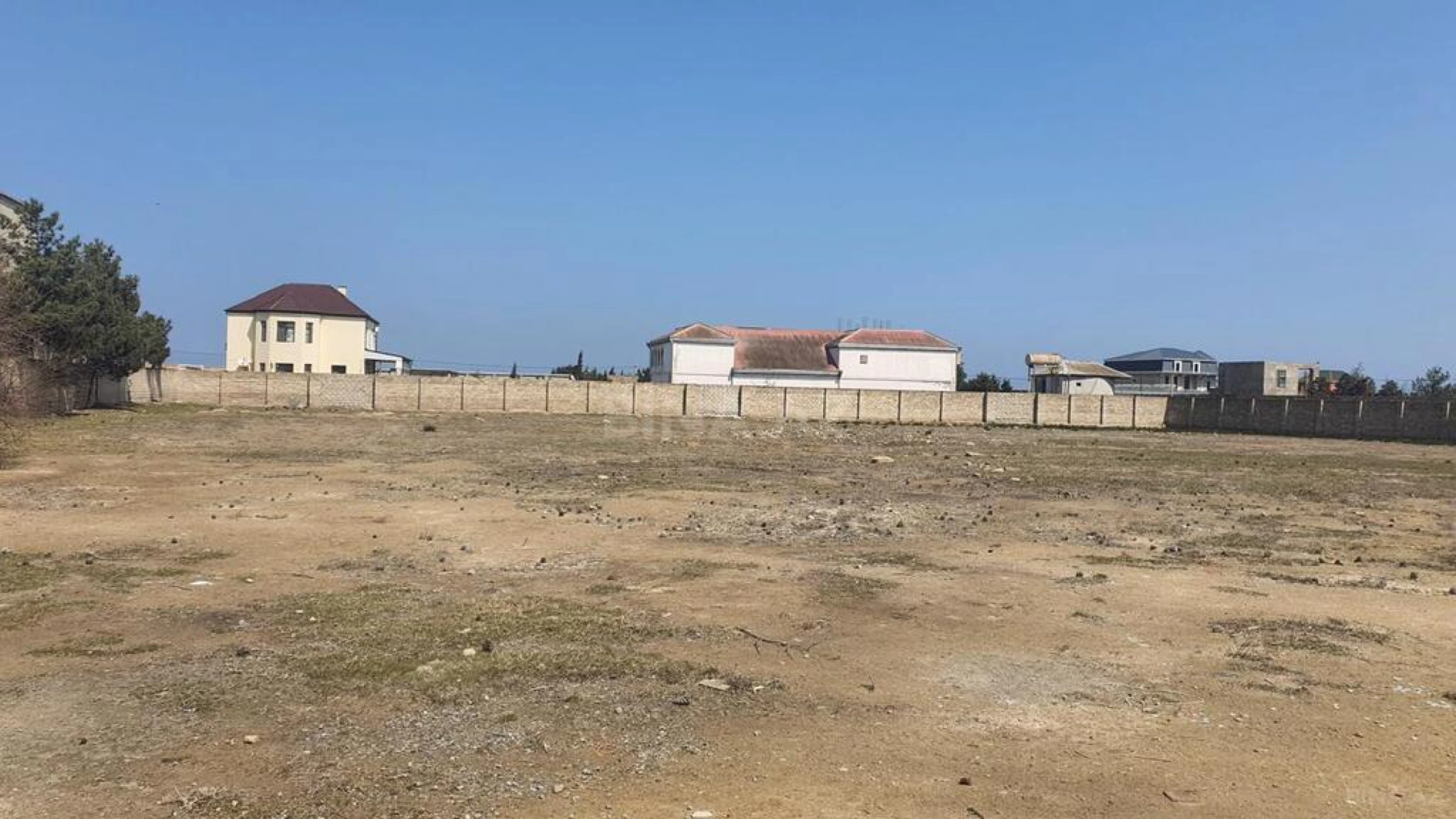 Satılır torpaq sahəsi 600 m²