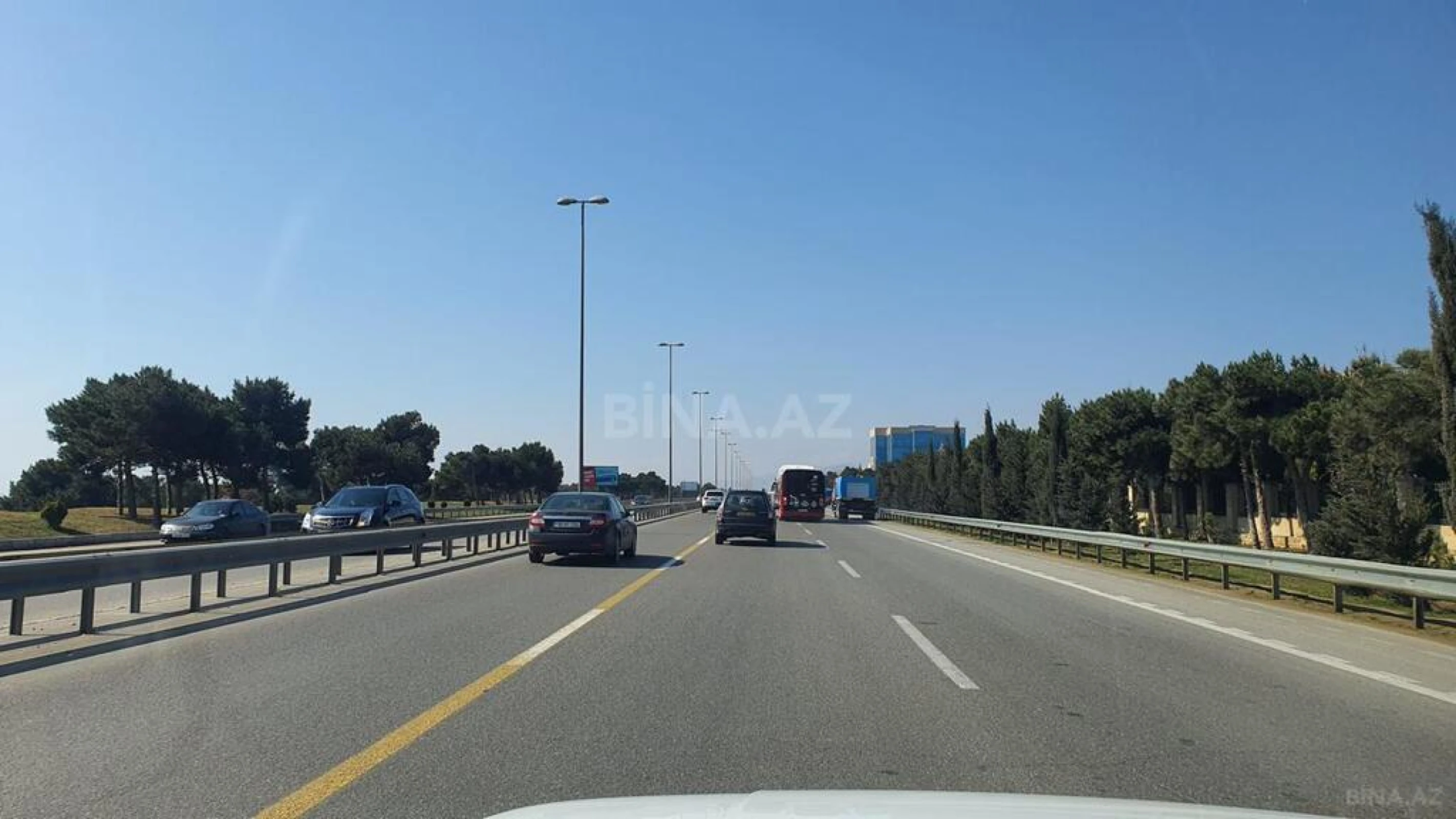 Satılır torpaq sahəsi 600 m²