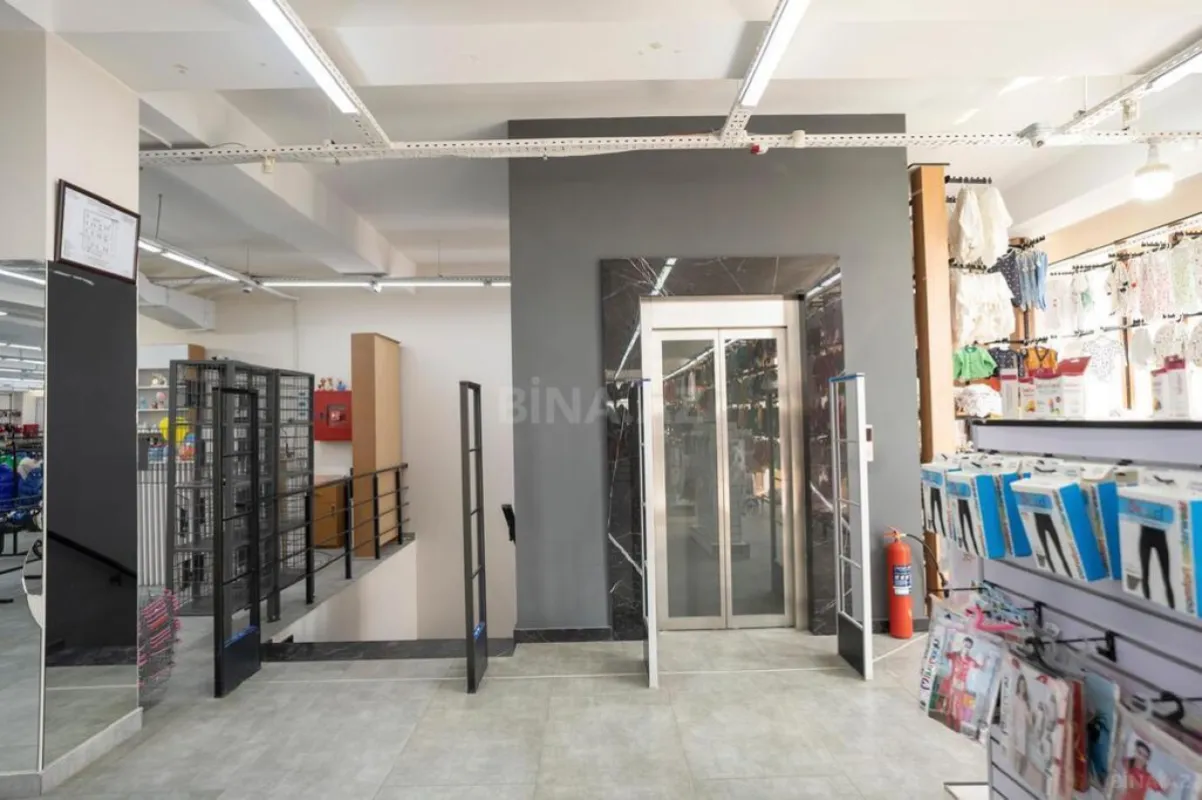 Satılır obyekt 2800 m²