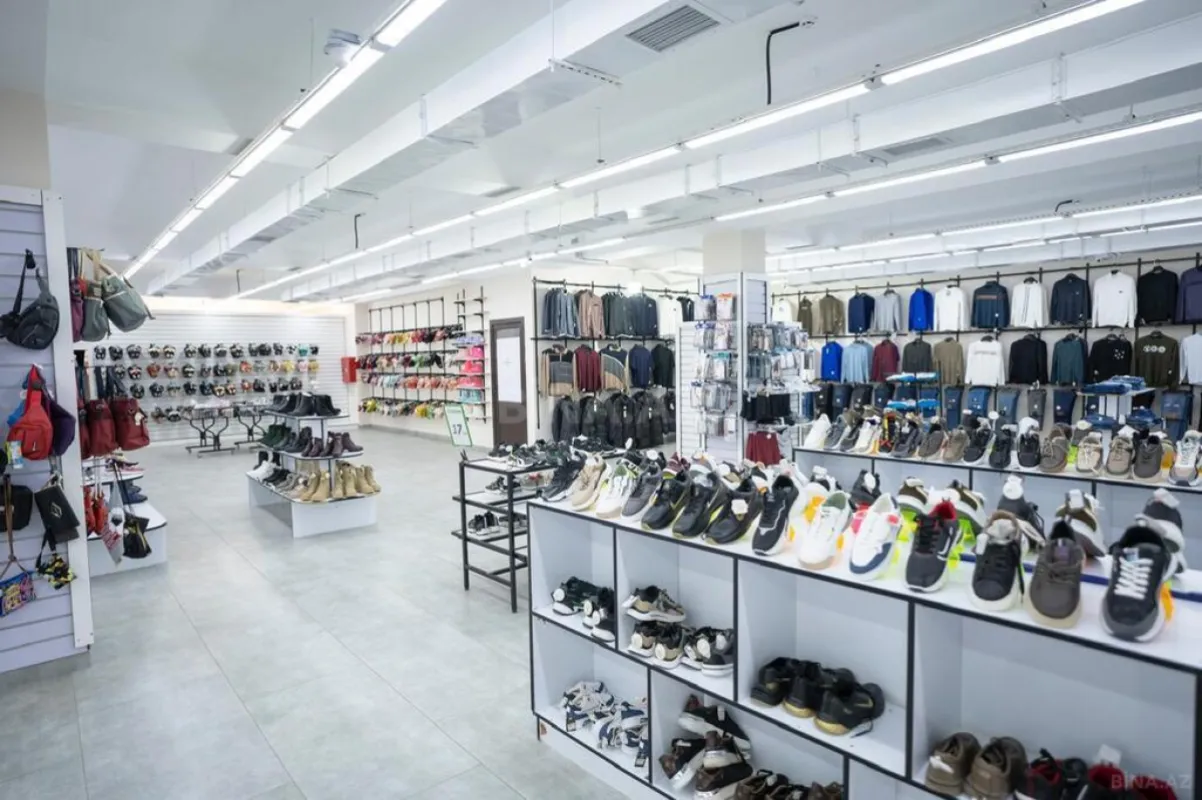 Satılır obyekt 2800 m²