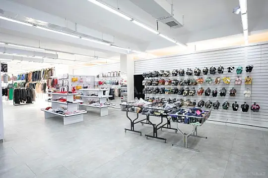 Satılır obyekt 2800 m²