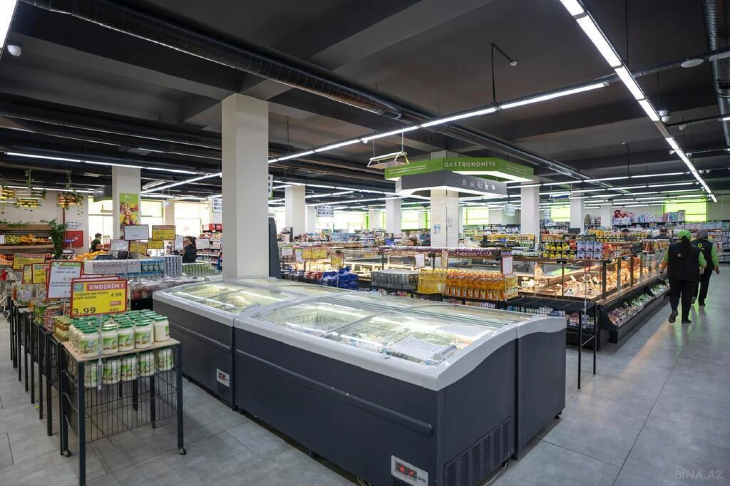 Satılır obyekt 2800 m²