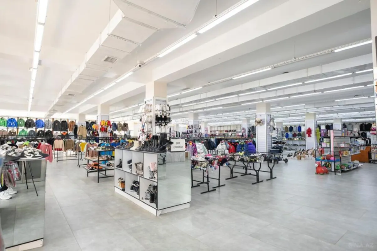 Satılır obyekt 2800 m²