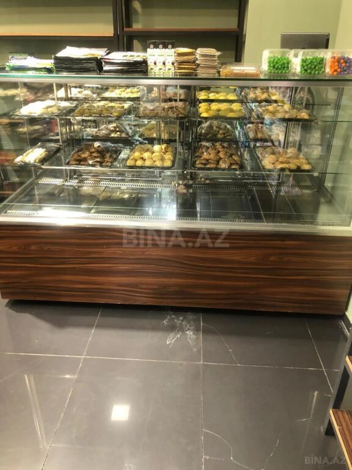 Kirayə verilir obyekt 70 m²