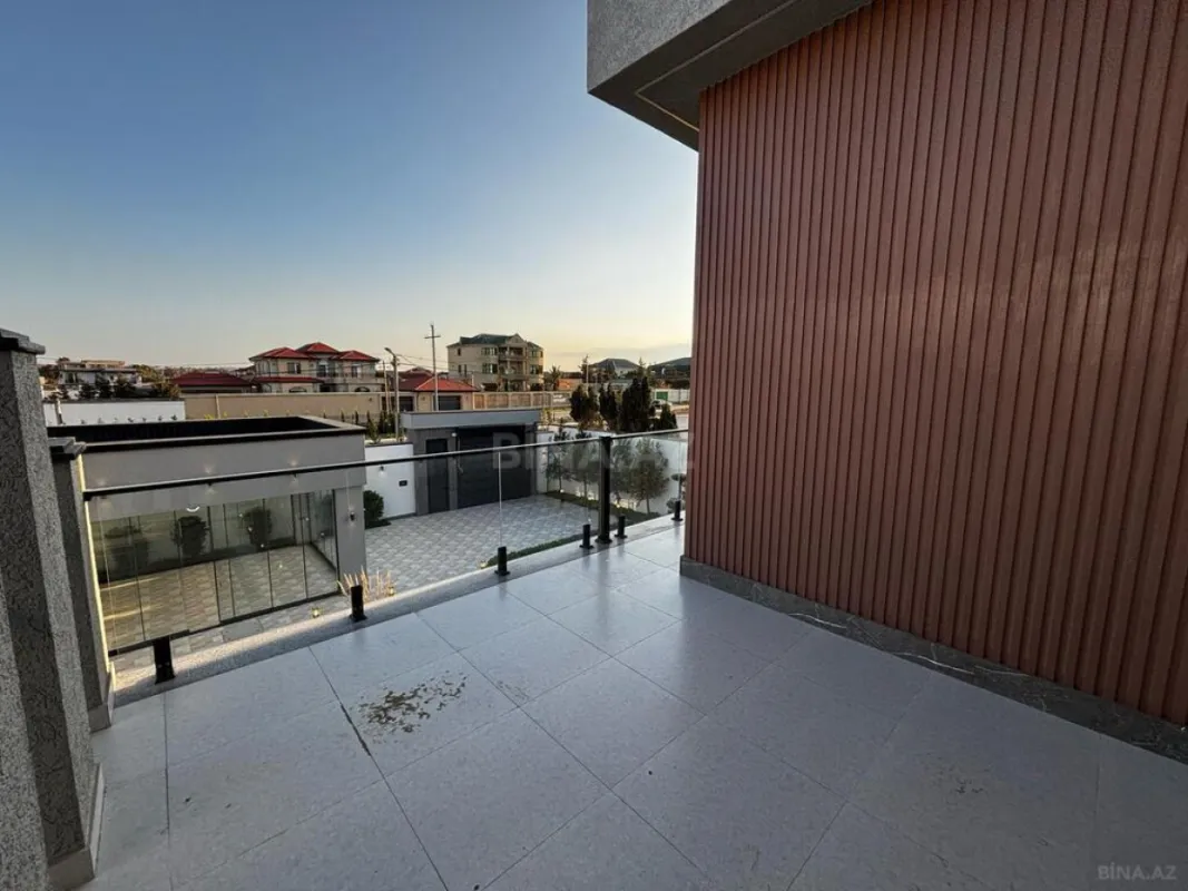 Satılır 4 otaqlı həyət evi 210 m²