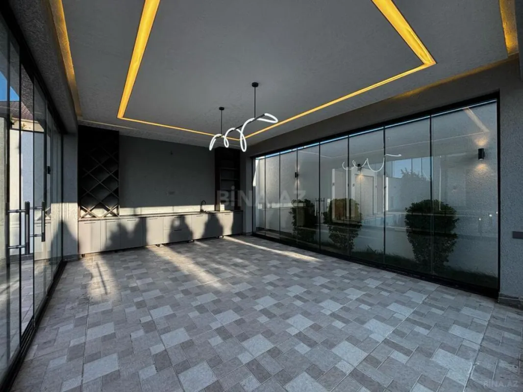 Satılır 4 otaqlı həyət evi 210 m²