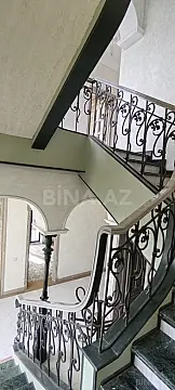 Satılır 5 otaqlı həyət evi 320 m²