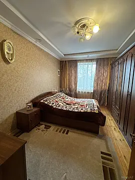 Satılır 4 otaqlı mənzil 95 m²