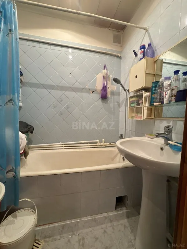 Satılır 4 otaqlı mənzil 95 m²