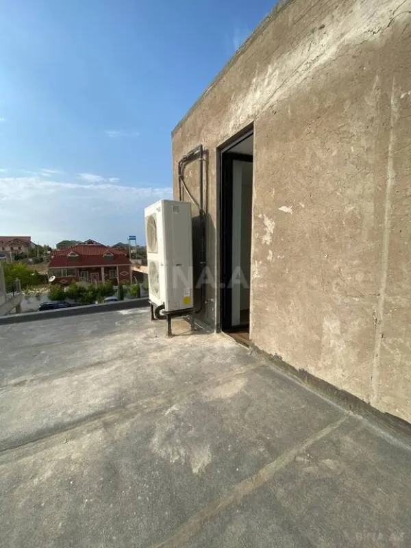Satılır 14 otaqlı həyət evi 360 m²