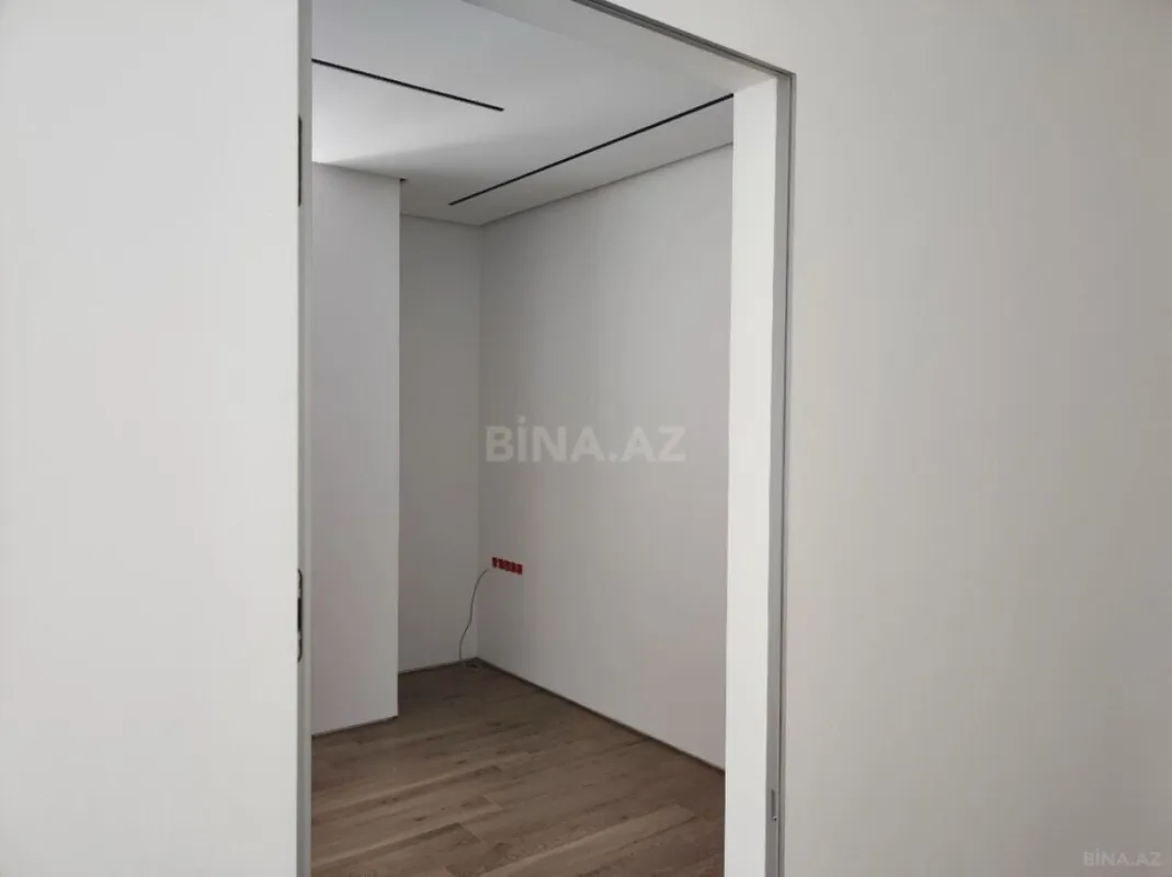 Satılır 14 otaqlı həyət evi 360 m²