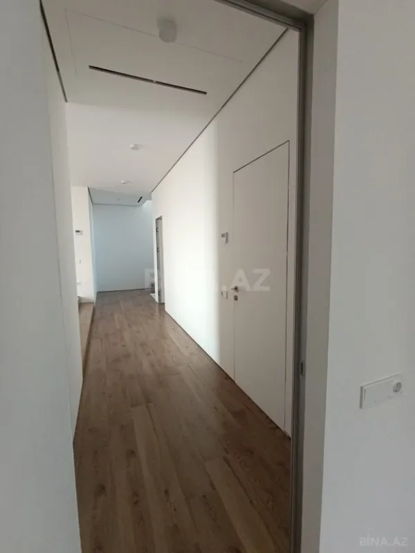 Satılır 14 otaqlı həyət evi 360 m²