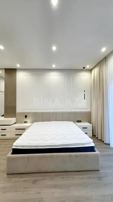 Kirayə verilir 3 otaqlı mənzil 140 m²