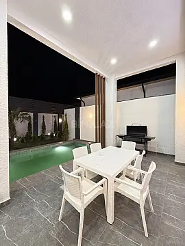 Satılır 4 otaqlı həyət evi 160 m²