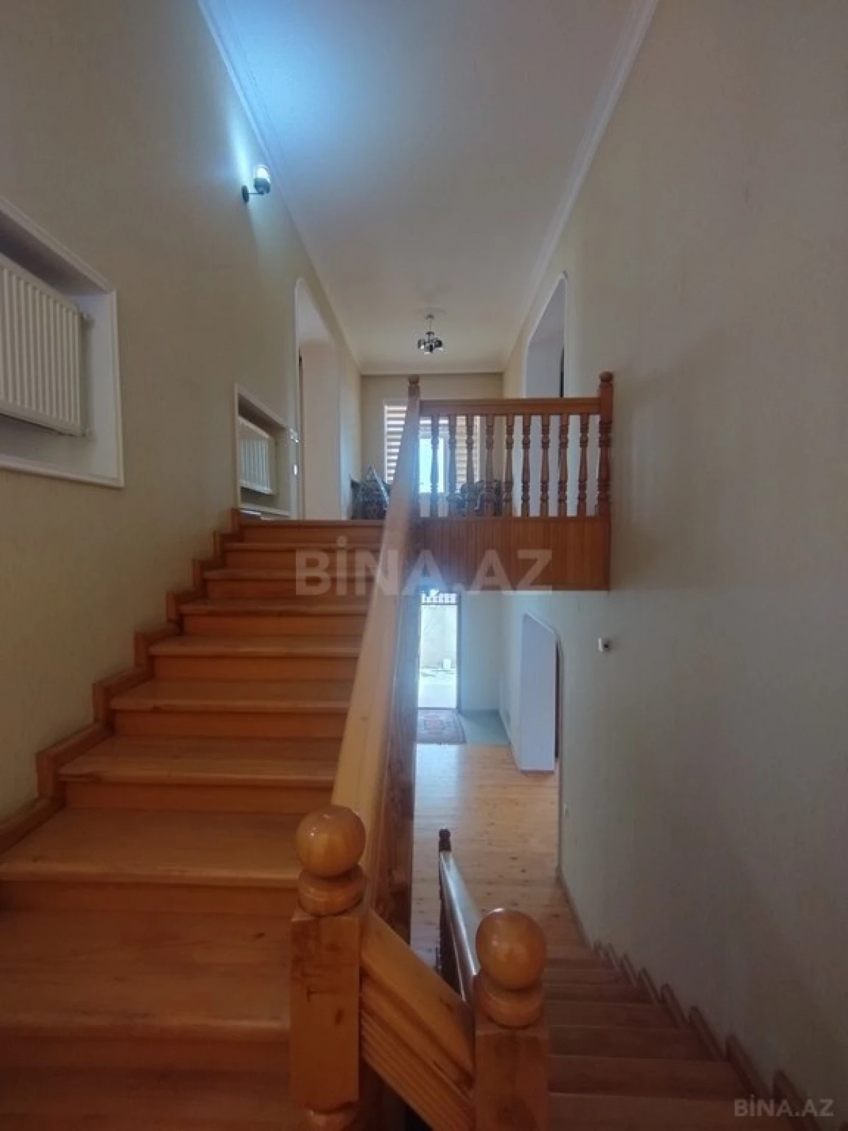 Satılır 7 otaqlı həyət evi 290 m²