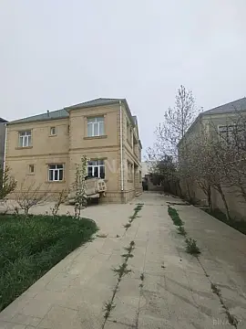 Satılır 7 otaqlı həyət evi 290 m²