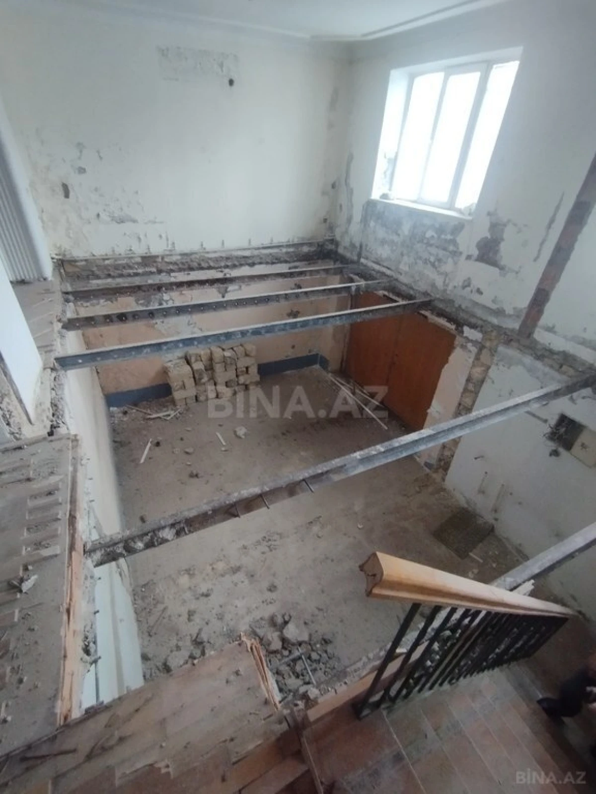 Satılır obyekt 150 m²