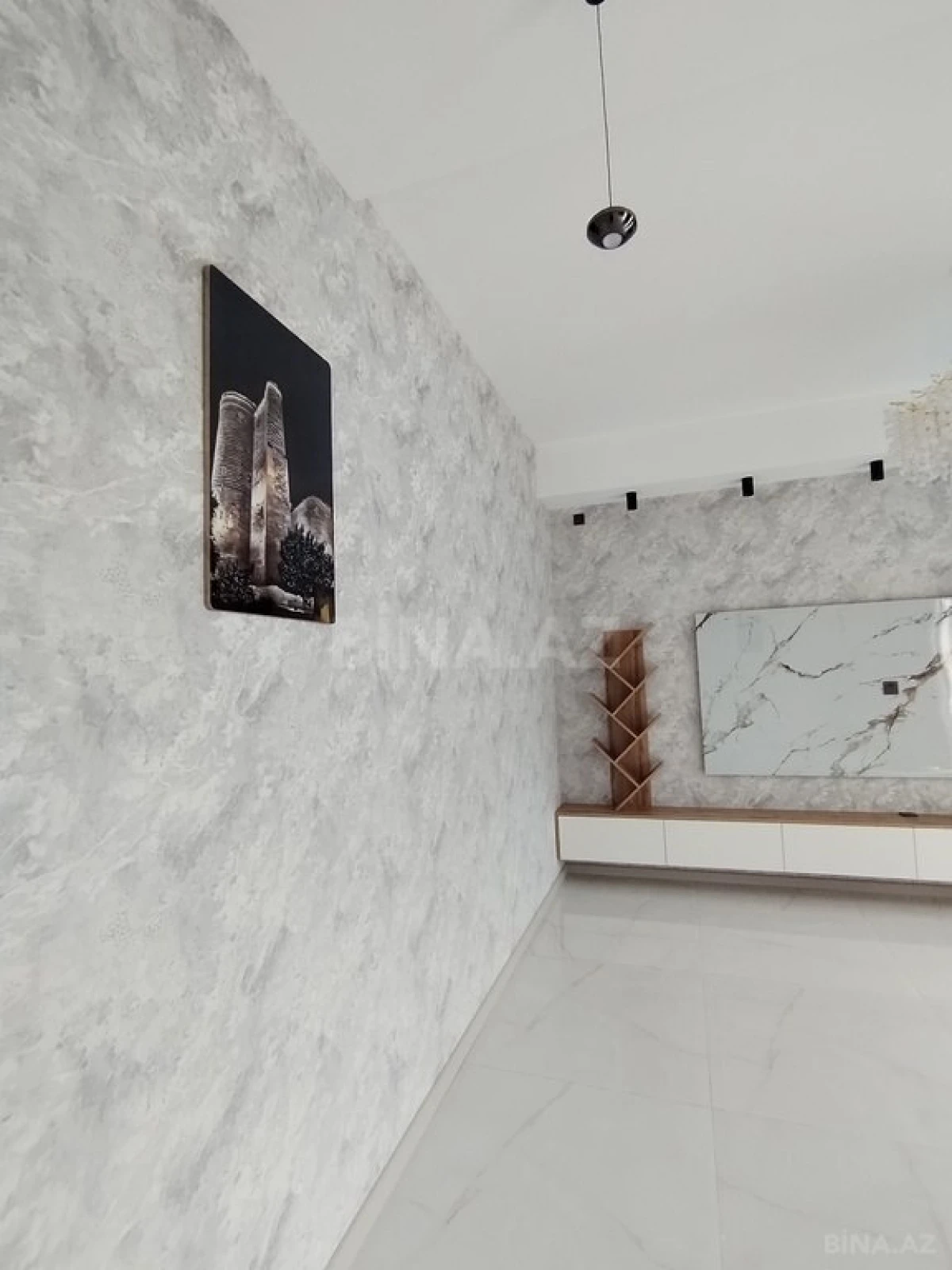 Satılır 5 otaqlı həyət evi 150 m²