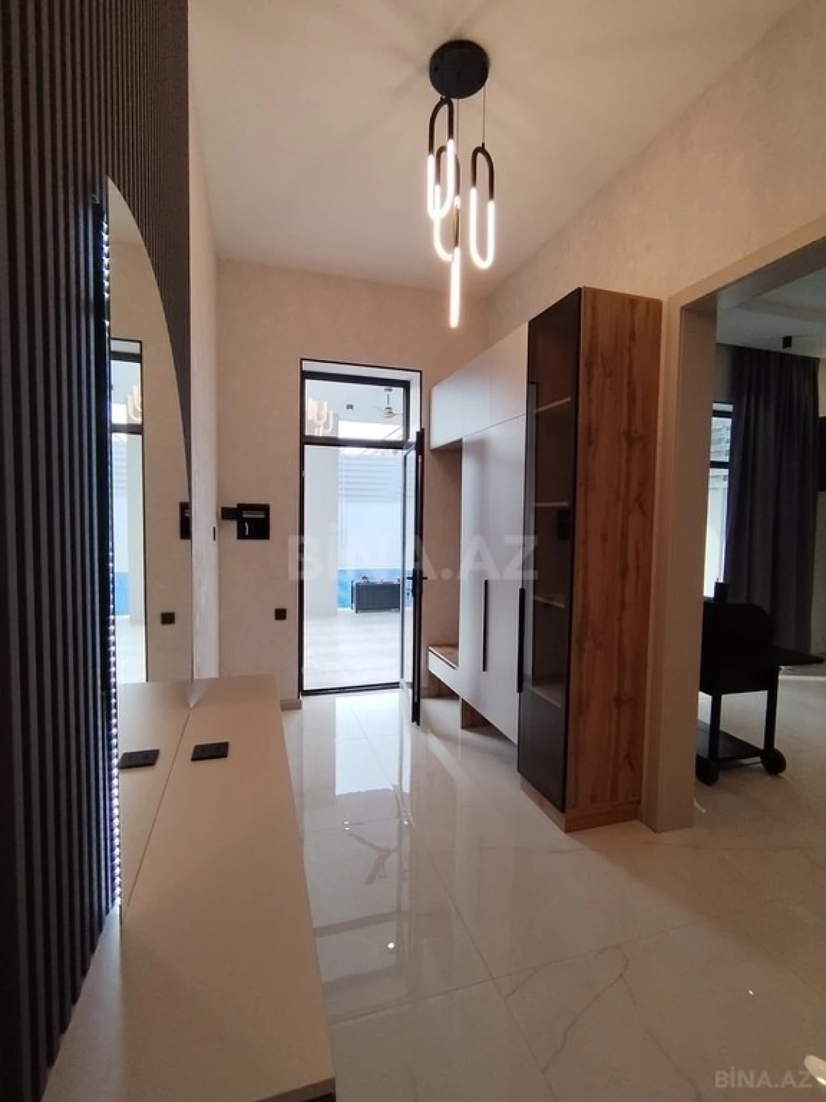 Satılır 5 otaqlı həyət evi 150 m²