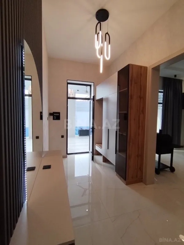 Satılır 5 otaqlı həyət evi 150 m²