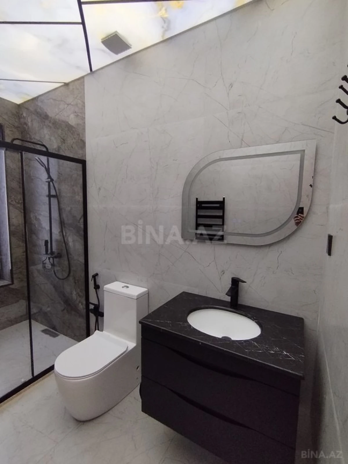 Satılır 5 otaqlı həyət evi 150 m²