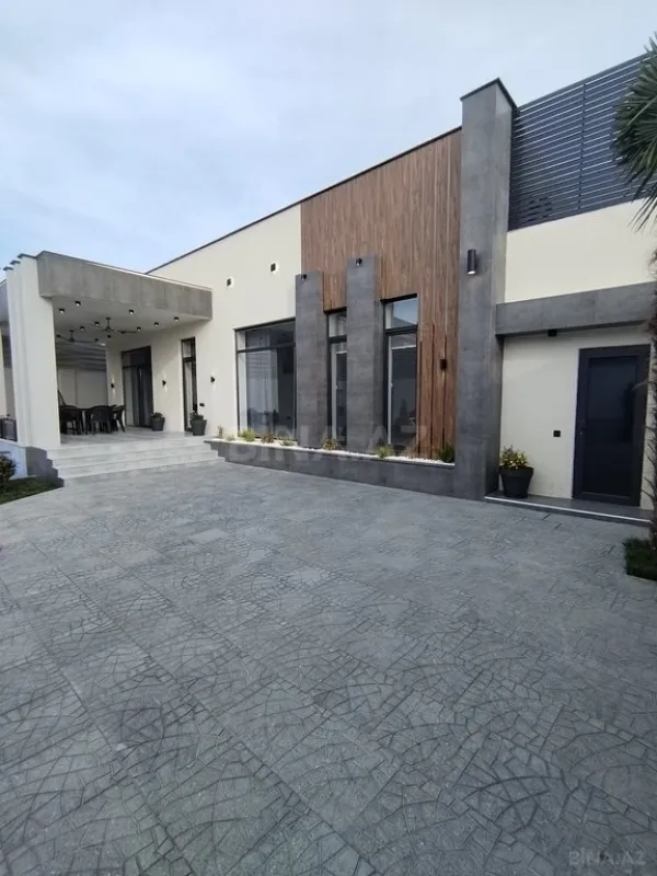 Satılır 5 otaqlı həyət evi 150 m²