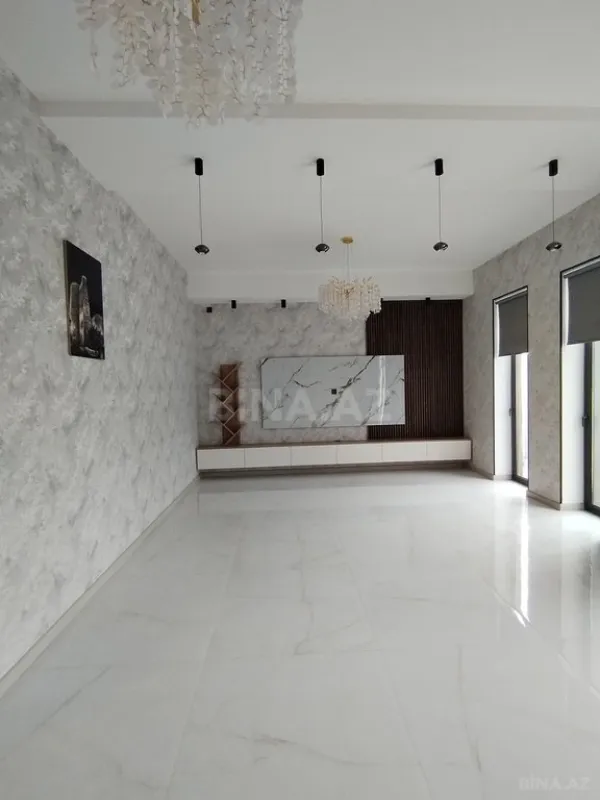 Satılır 5 otaqlı həyət evi 150 m²