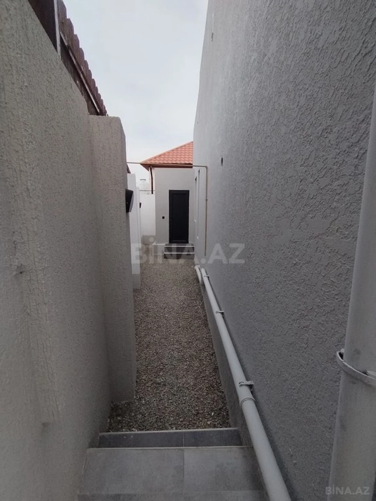 Satılır 5 otaqlı həyət evi 150 m²