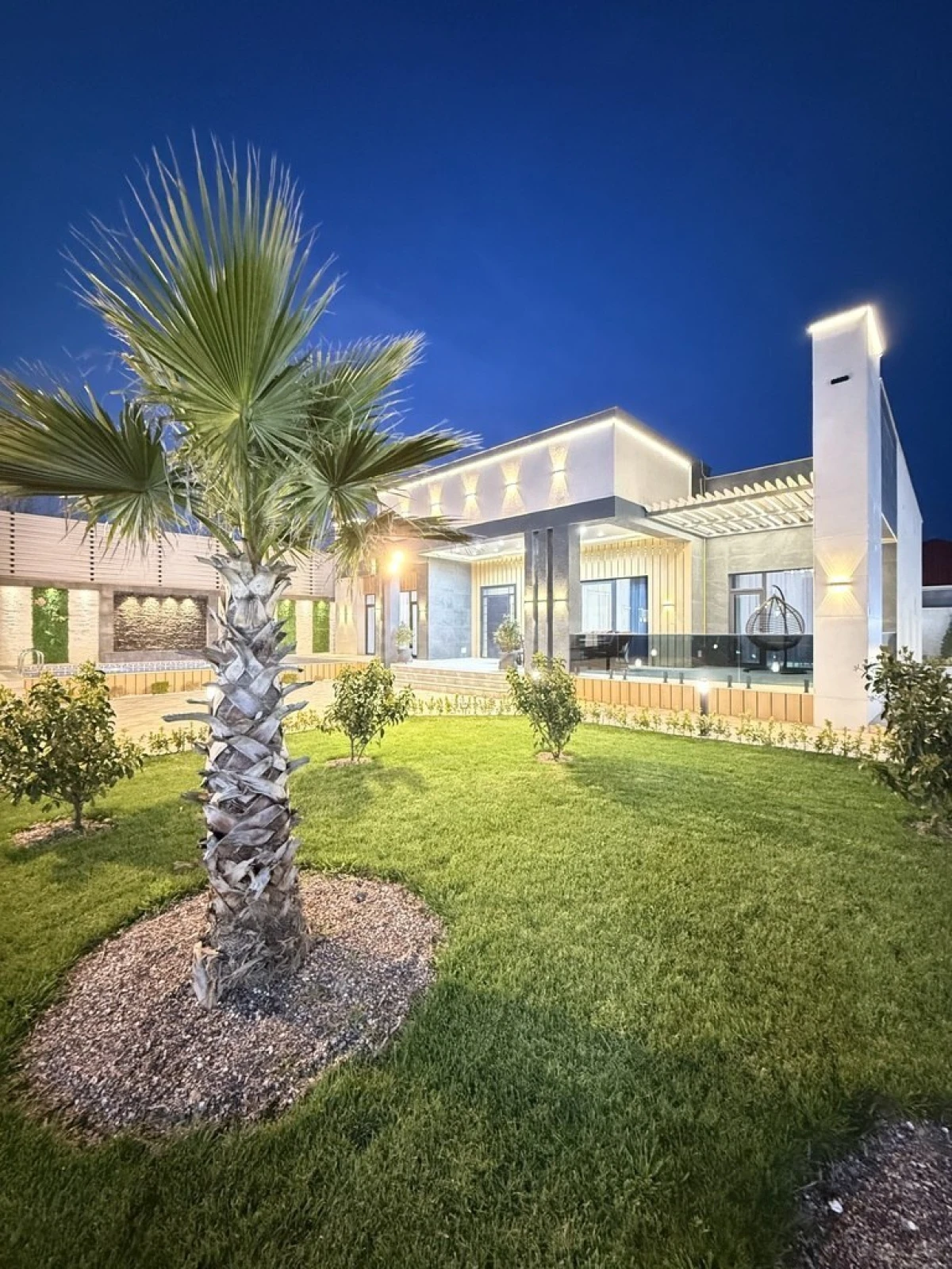 Satılır 5 otaqlı həyət evi 250 m²