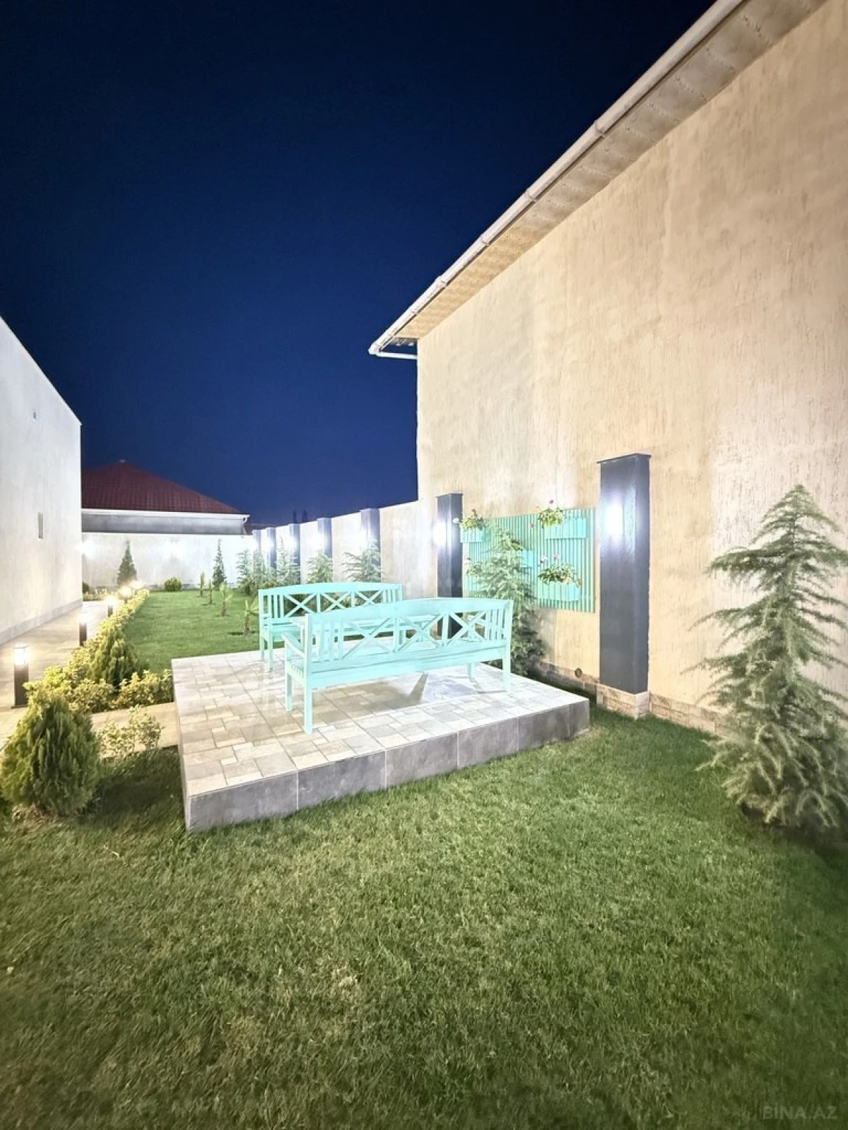 Satılır 5 otaqlı həyət evi 250 m²