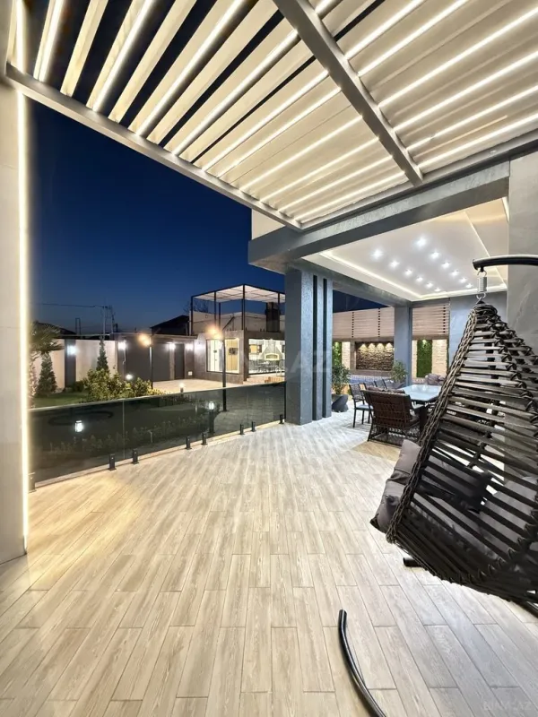 Satılır 5 otaqlı həyət evi 250 m²
