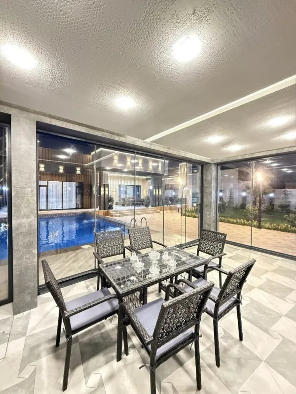 Satılır 5 otaqlı həyət evi 250 m²