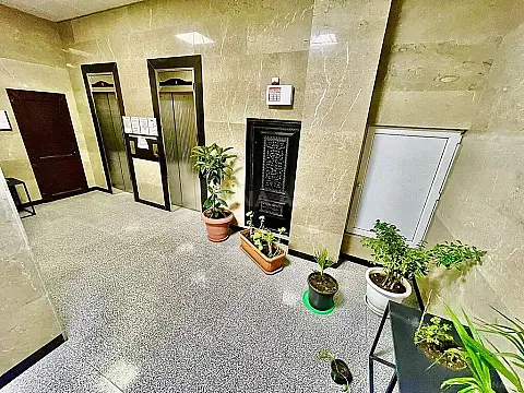 Satılır 3 otaqlı mənzil 124.3 m²