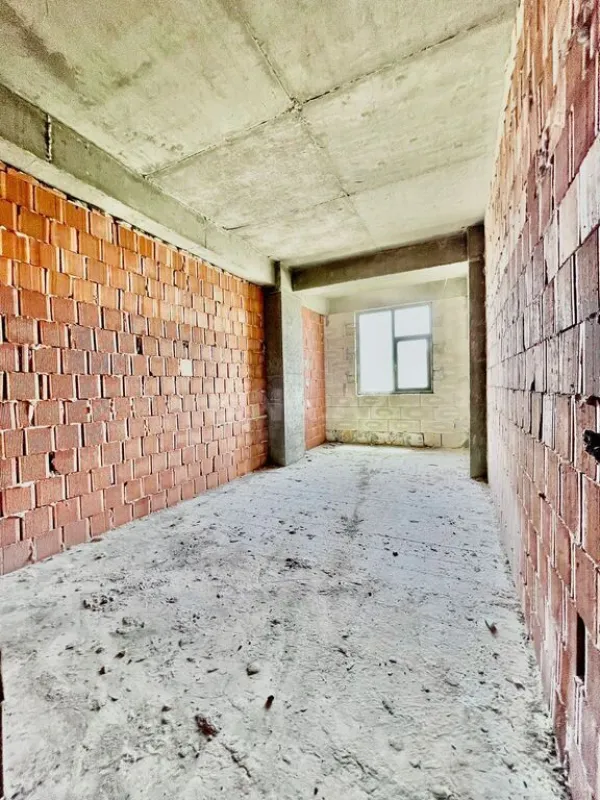 Satılır 3 otaqlı mənzil 124.3 m²