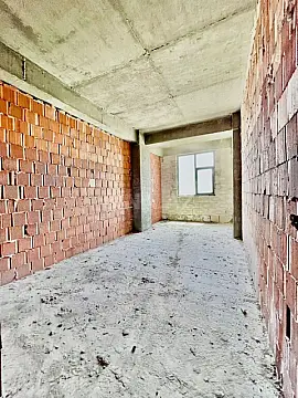 Satılır 3 otaqlı mənzil 124.3 m²