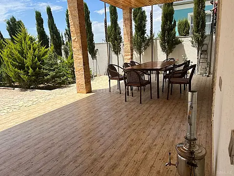 Kirayə verilir 1 otaqlı həyət evi 90 m²