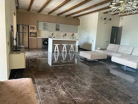 Kirayə verilir 1 otaqlı həyət evi 90 m²