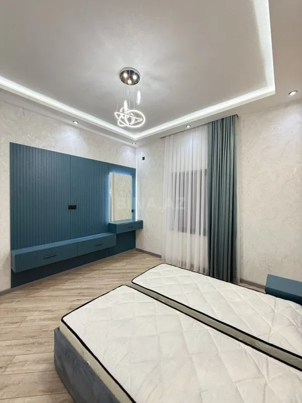 Satılır 4 otaqlı həyət evi 145 m²