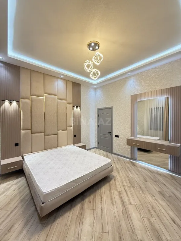 Satılır 4 otaqlı həyət evi 145 m²