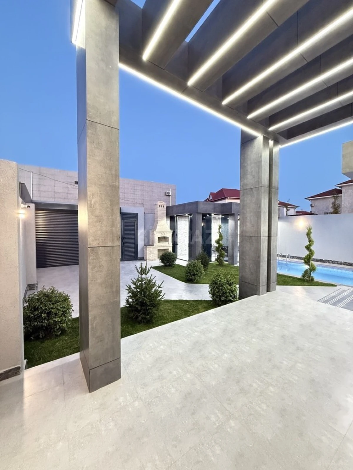 Satılır 4 otaqlı həyət evi 145 m²