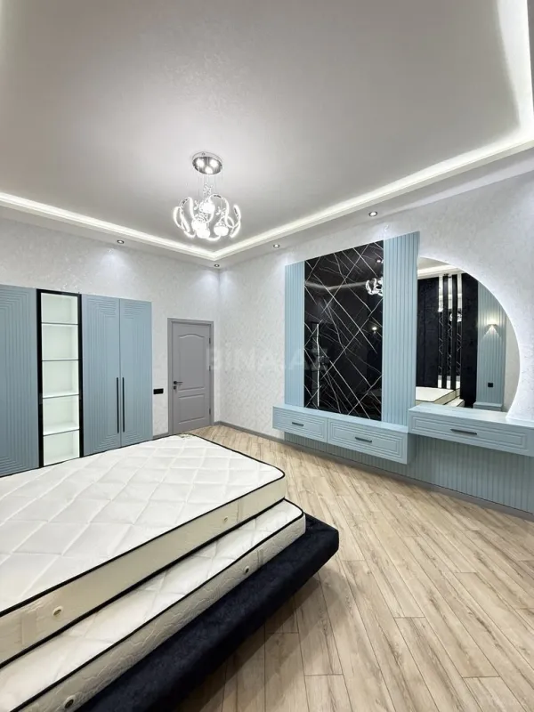 Satılır 4 otaqlı həyət evi 145 m²