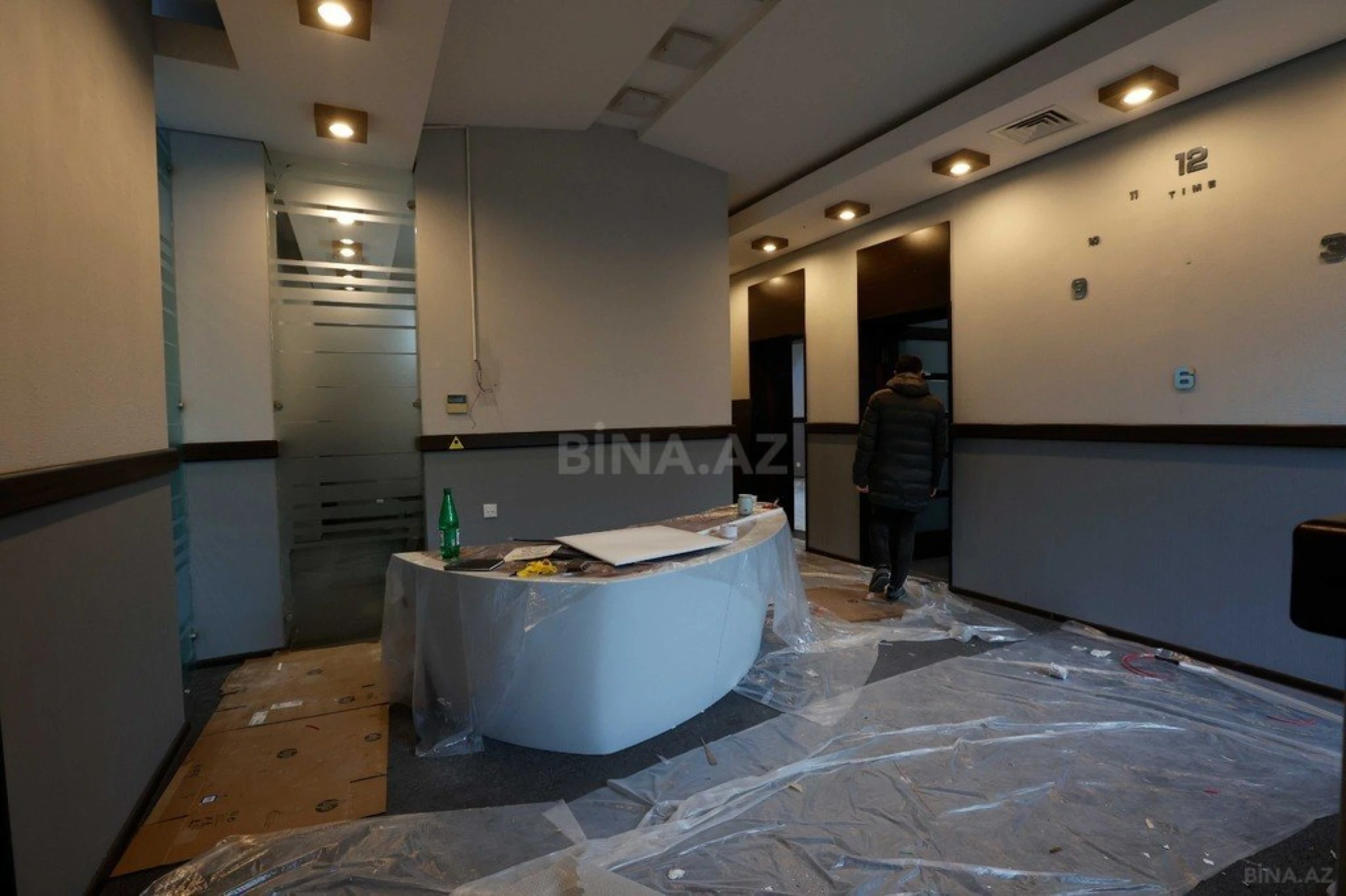 Kirayə verilir 5 otaqlı ofis 200 m²