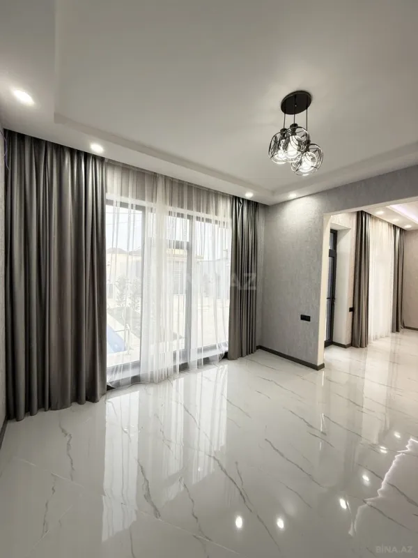Satılır 4 otaqlı həyət evi 140 m²