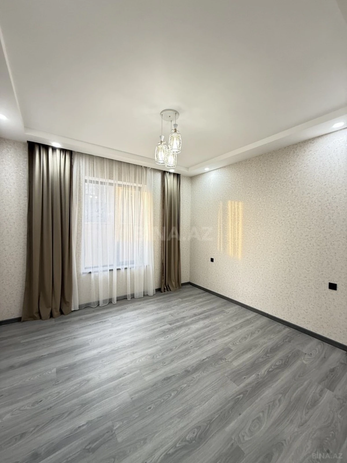 Satılır 4 otaqlı həyət evi 140 m²