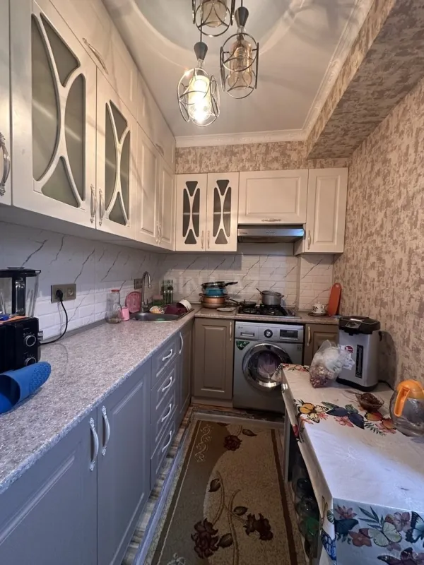 Satılır 3 otaqlı mənzil 57 m²