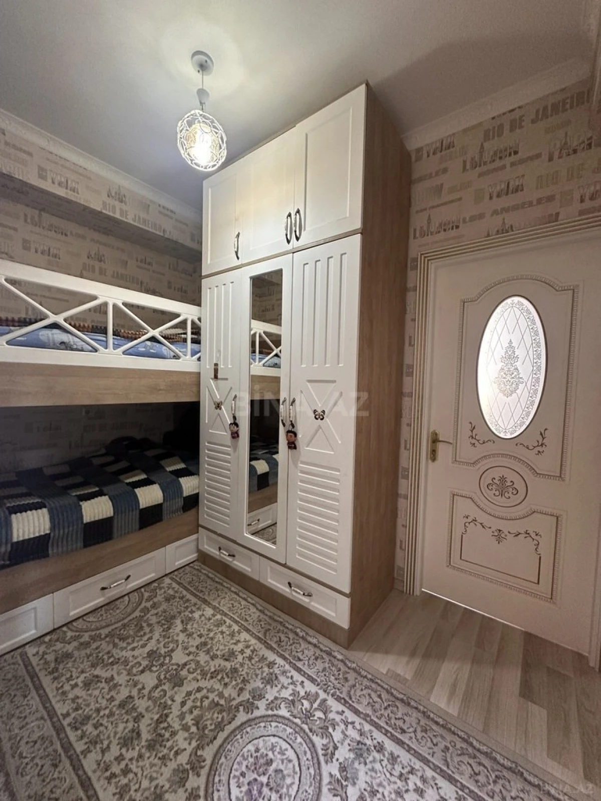 Satılır 3 otaqlı mənzil 57 m²