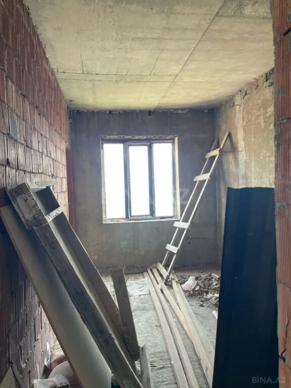 Satılır 3 otaqlı mənzil 81 m²